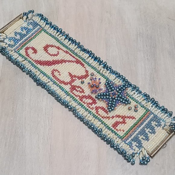 Beach blanket themed beaded bracelet off loom technique bracelet - Picture 4 of 4